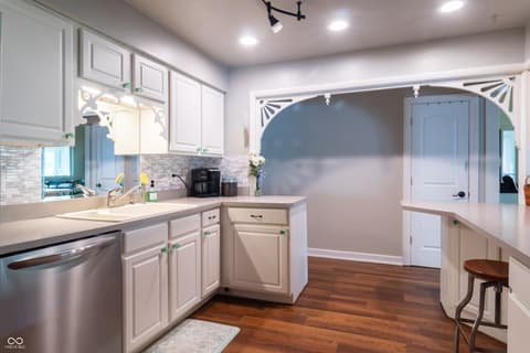 Photo of 2114 Elmwood Drive, Lebanon, IN