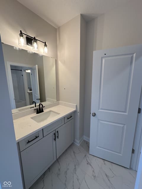 Photo of 20370 Chatham Hills Boulevard, Westfield, IN
