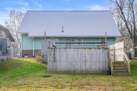 Photo of 4 W Henley Street, Carthage, IN