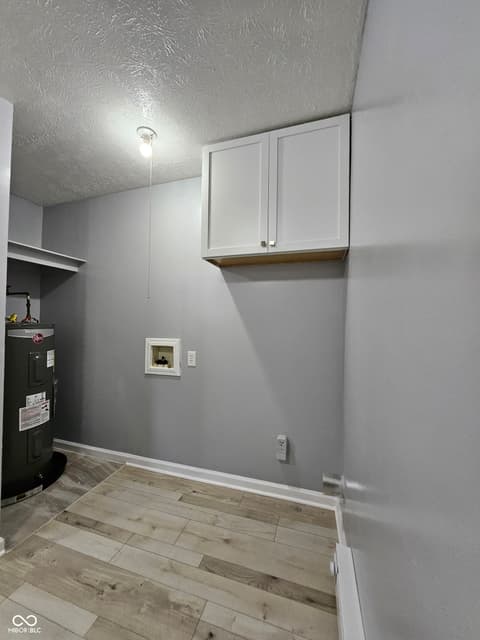 Laundry room at 3305 E 30th Street, Indianapolis, IN