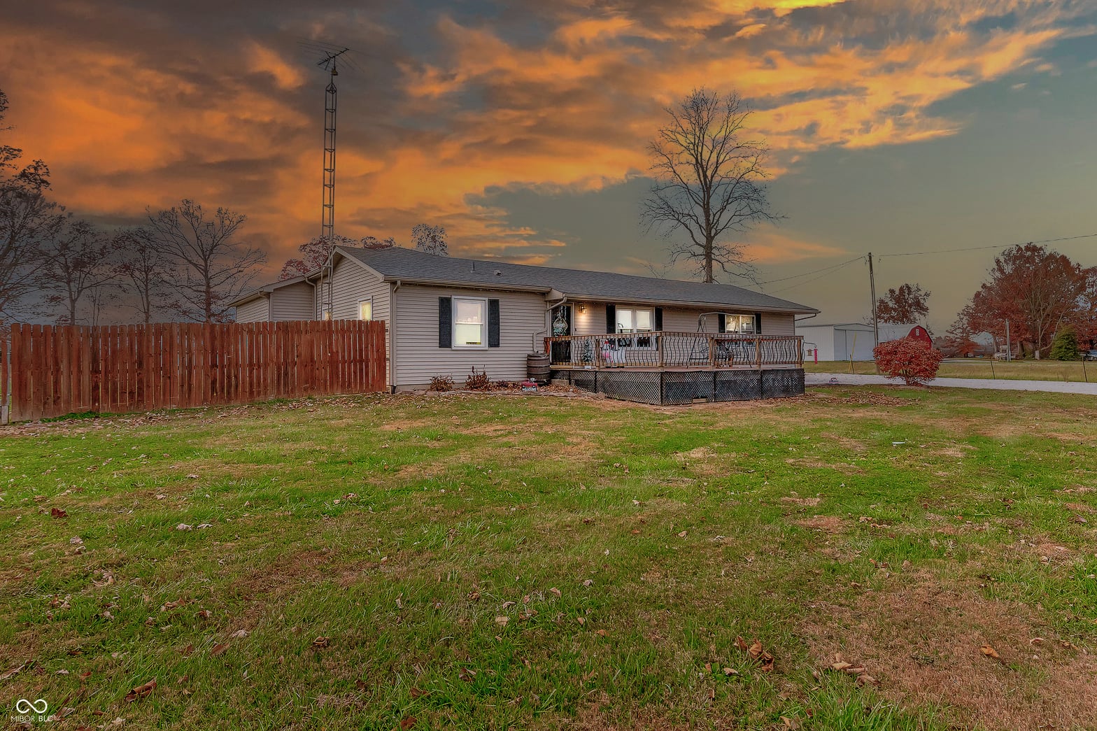 Photo of 47 N Finley Firehouse Road, Scottsburg, IN