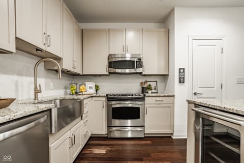 Photo of 333 Massachusetts Avenue, Indianapolis, IN