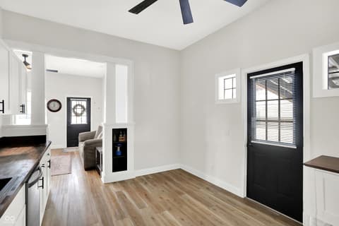 Photo of 1300 S B Street, Elwood, IN