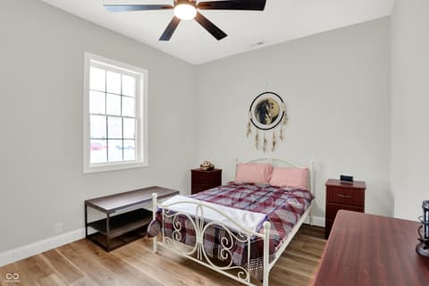 Photo of 1300 S B Street, Elwood, IN