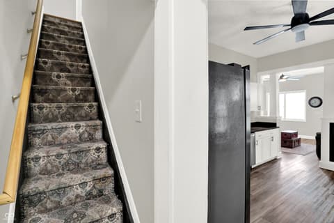 Photo of 1300 S B Street, Elwood, IN