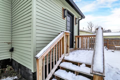 Photo of 1300 S B Street, Elwood, IN