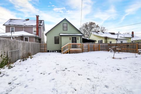 Photo of 1300 S B Street, Elwood, IN