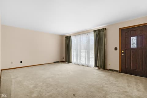 Photo of 6742 E County Road 900 N, Seymour, IN