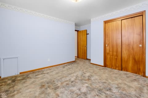 Photo of 6742 E County Road 900 N, Seymour, IN