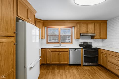 Photo of 6742 E County Road 900 N, Seymour, IN