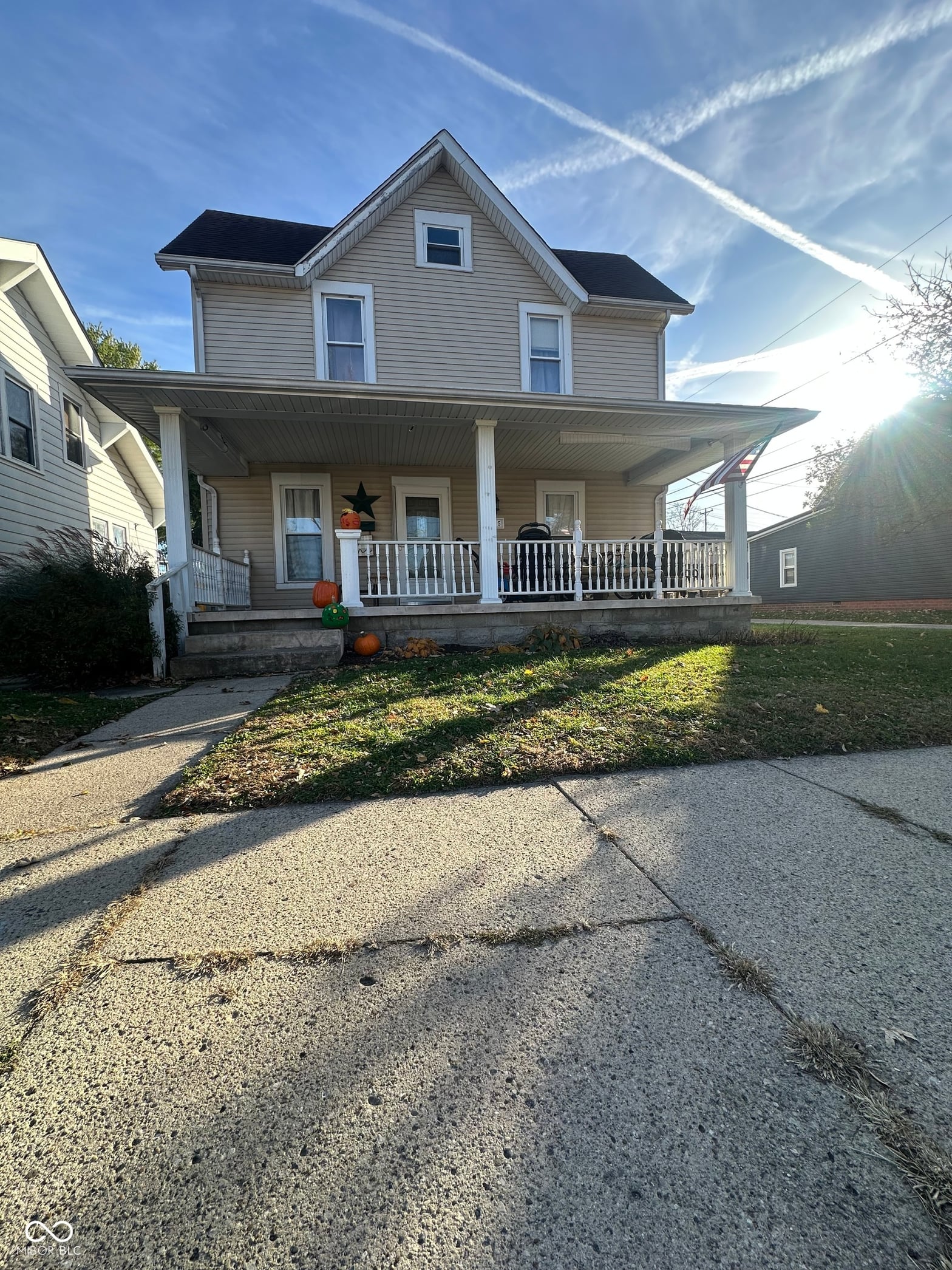 Photo of 415 W 5th Street, Rushville, IN