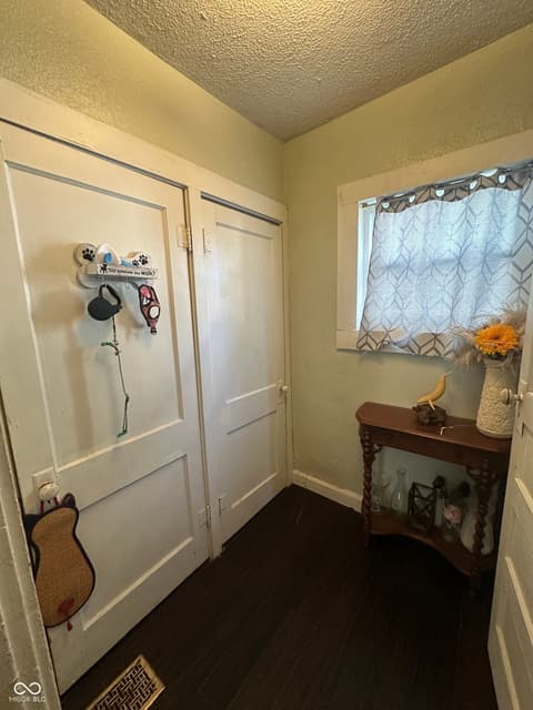 Photo of 415 W 5th Street, Rushville, IN