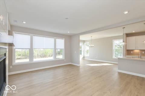 Photo of 934 Apryl Drive, Greenwood, IN