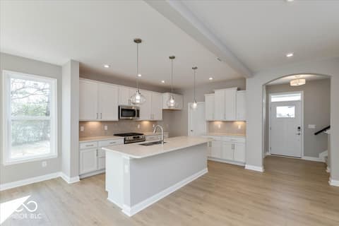 Photo of 934 Apryl Drive, Greenwood, IN