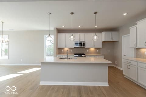Photo of 934 Apryl Drive, Greenwood, IN