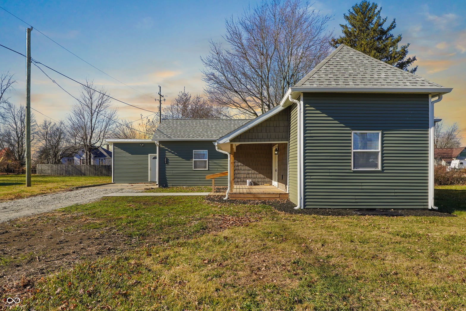 Front exterior at 206 N Main Street, Kempton, IN