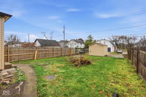 Yard at 330 N Beville Avenue, Indianapolis, IN