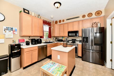 Photo of 5862 Columbia Circle, Greenwood, IN