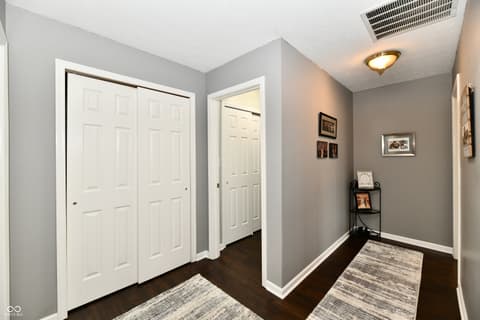 Photo of 5862 Columbia Circle, Greenwood, IN