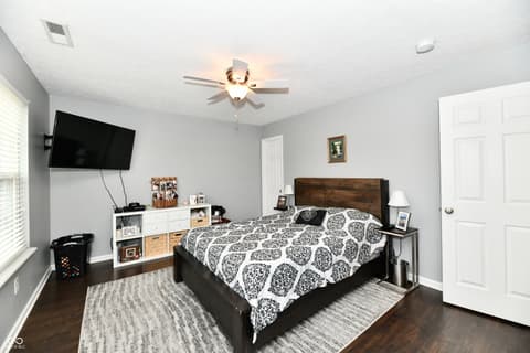Photo of 5862 Columbia Circle, Greenwood, IN