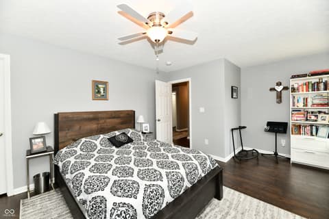Photo of 5862 Columbia Circle, Greenwood, IN