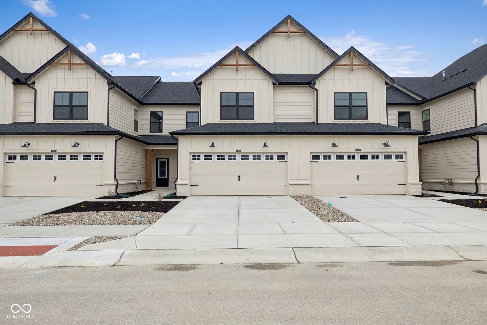 Front exterior at 17490 Ebling Trail, Westfield, IN
