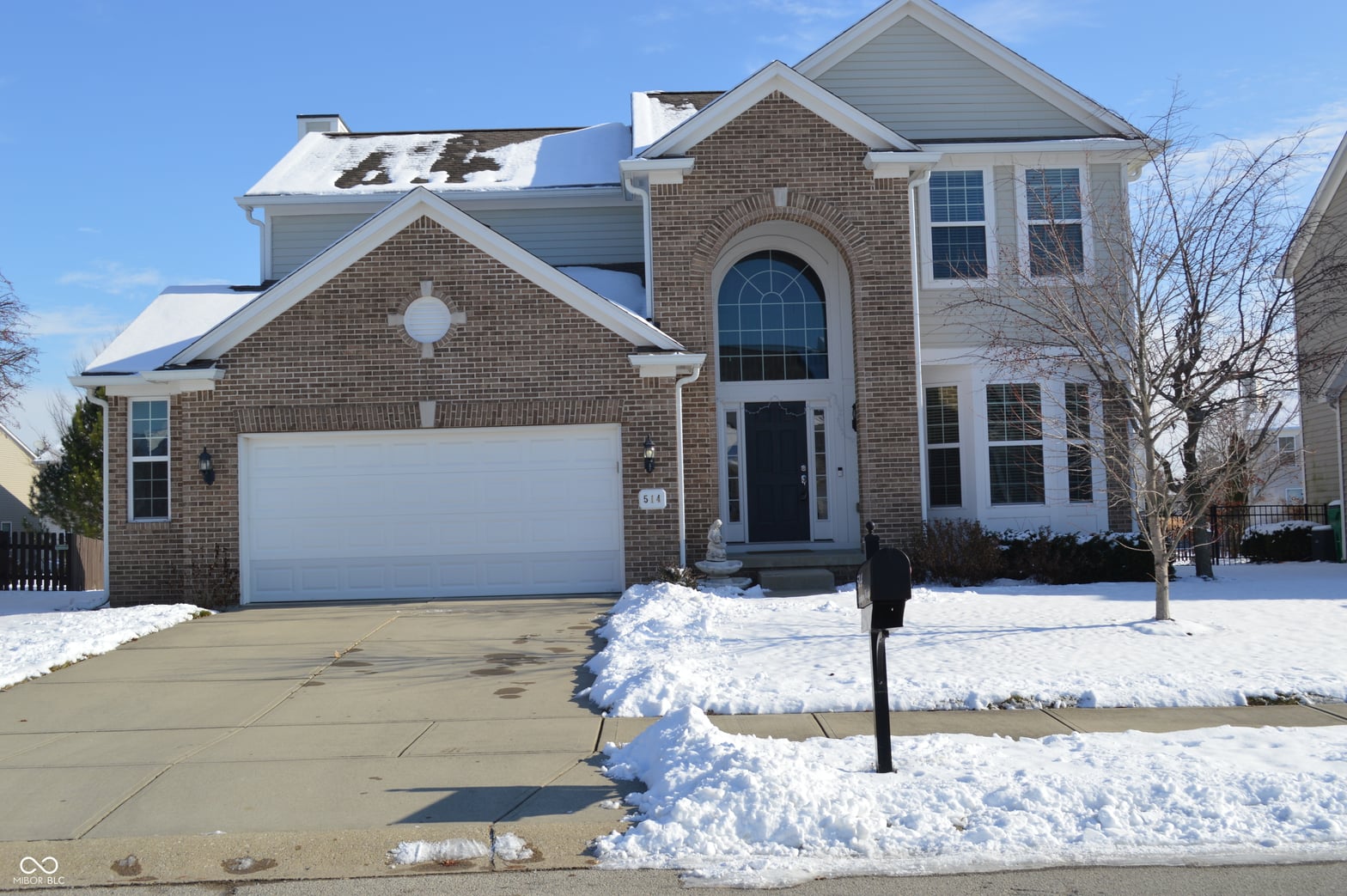 Front exterior at 514 Lynton Way, Westfield, IN
