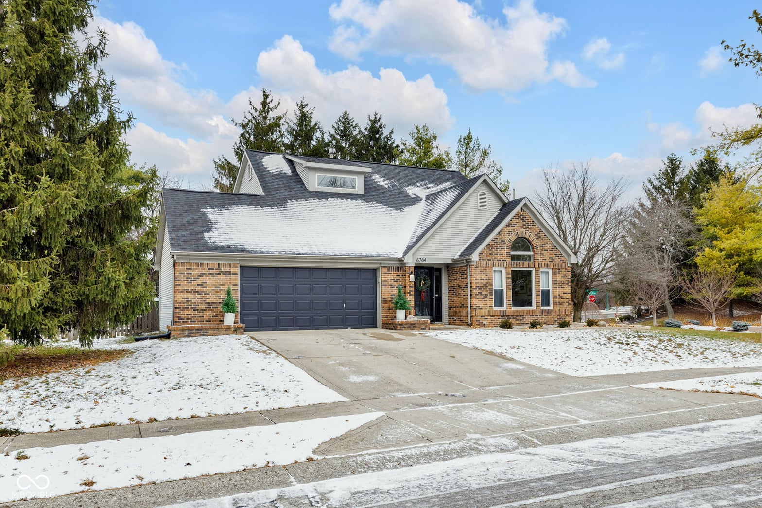 Photo of 6784 Cherry Blossom West Drive, Fishers, IN