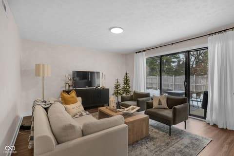 Photo of 6784 Cherry Blossom West Drive, Fishers, IN