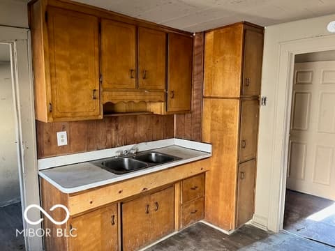 Photo of 1410 Walton Street, Anderson, IN