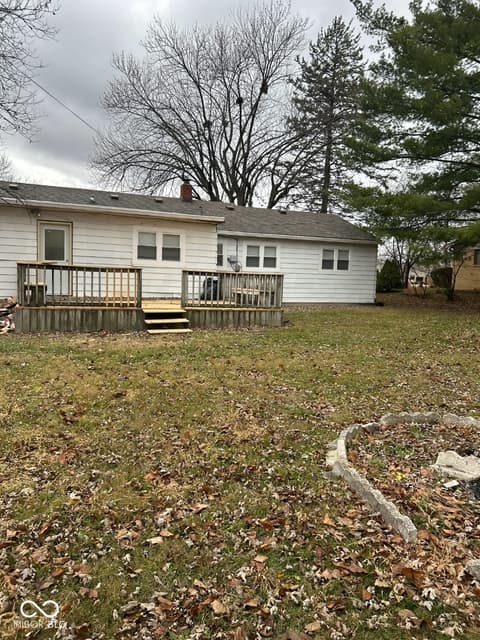 Photo of 909 N Sadlier Drive, Indianapolis, IN
