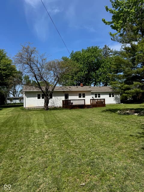 Photo of 909 N Sadlier Drive, Indianapolis, IN