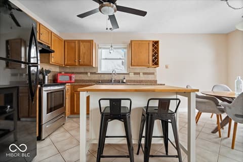 Photo of 2765 Lucas Drive, Westfield, IN