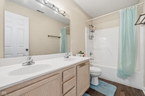 Photo of 1206 Barrington Drive, Greenwood, IN