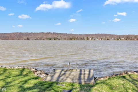 Photo of 9405 E Southshore Drive, Unionville, IN