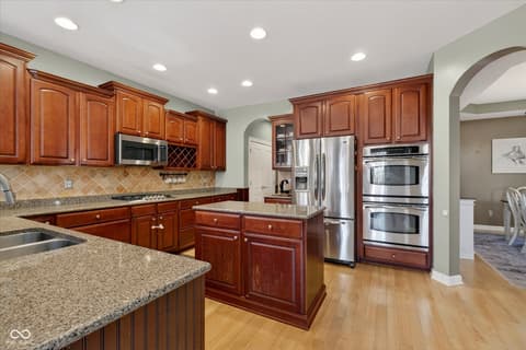 Photo of 7931 Fawnwood Drive, Indianapolis, IN