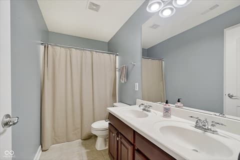 Photo of 7931 Fawnwood Drive, Indianapolis, IN