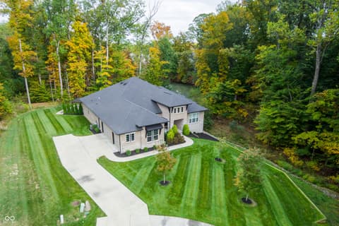 Photo of 5059 Oak Ridge Trail, Columbus, IN