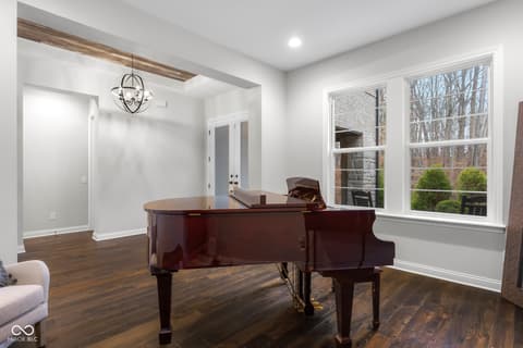 Photo of 5059 Oak Ridge Trail, Columbus, IN