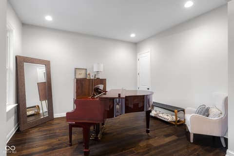 Photo of 5059 Oak Ridge Trail, Columbus, IN