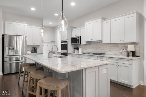 Photo of 5059 Oak Ridge Trail, Columbus, IN