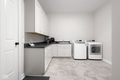 Photo of 5059 Oak Ridge Trail, Columbus, IN