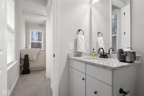 Photo of 5059 Oak Ridge Trail, Columbus, IN