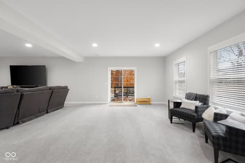 Photo of 5059 Oak Ridge Trail, Columbus, IN