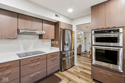 Kitchen at 11023 Eaton Court, Fishers, IN