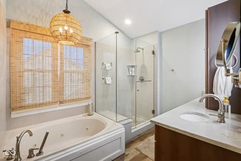 Primary bathroom at 11023 Eaton Court, Fishers, IN