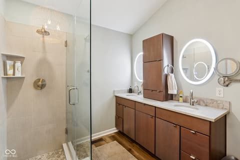Primary bathroom at 11023 Eaton Court, Fishers, IN