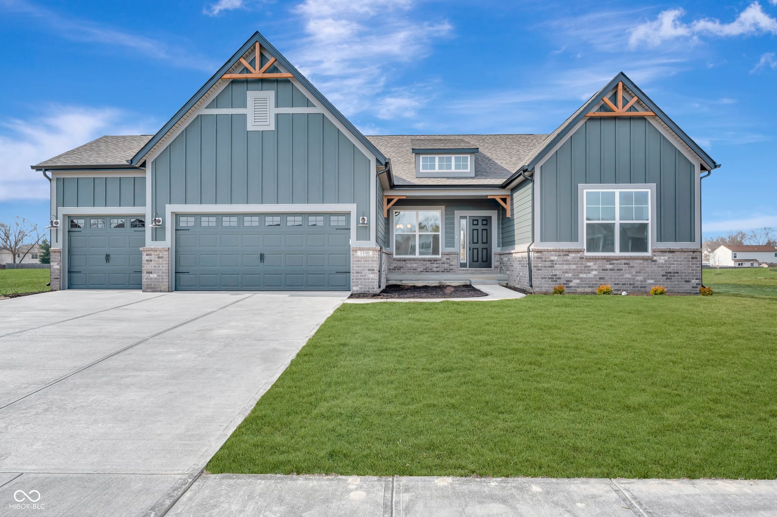 Photo of 1100 Sweetland Lane, Greenwood, IN