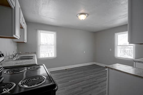 Photo of 445 W 29th Street, Indianapolis, IN