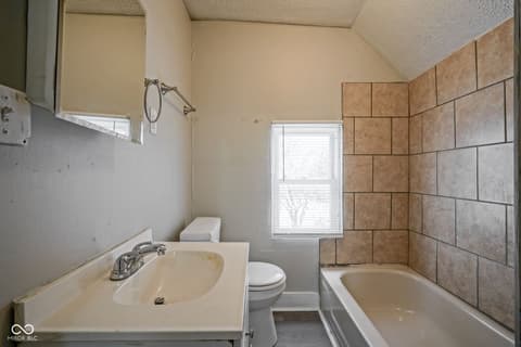 Photo of 445 W 29th Street, Indianapolis, IN